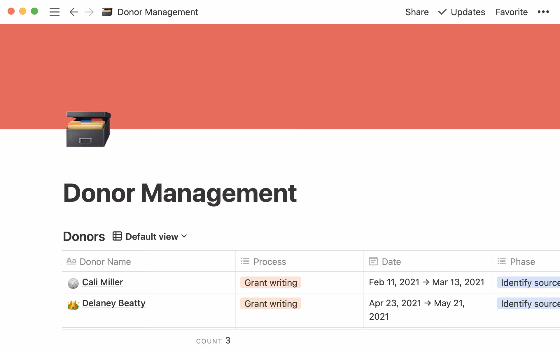 Visualização de base de dados de um documento de gestão de doações, mostrando os diferentes doadores e informações sobre cada um deles.